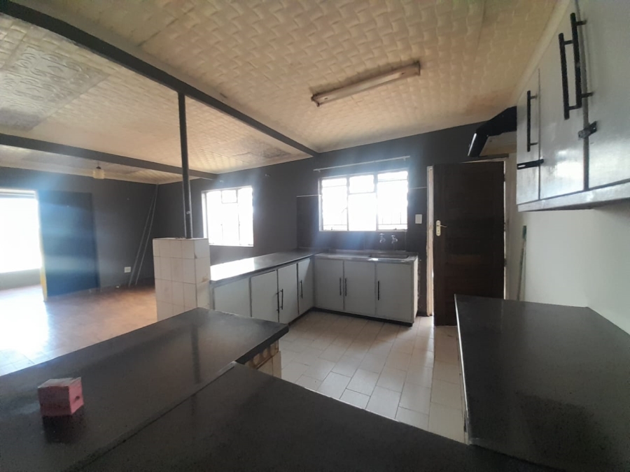To Let 4 Bedroom Property for Rent in Kookrus Gauteng