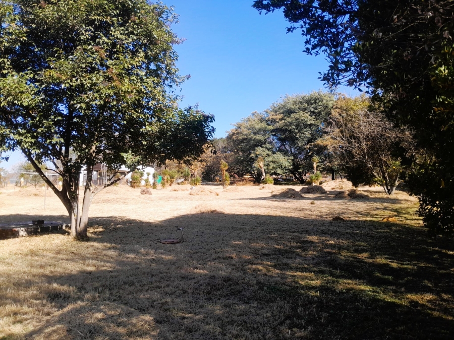 8 Bedroom Property for Sale in Glen Austin Gauteng