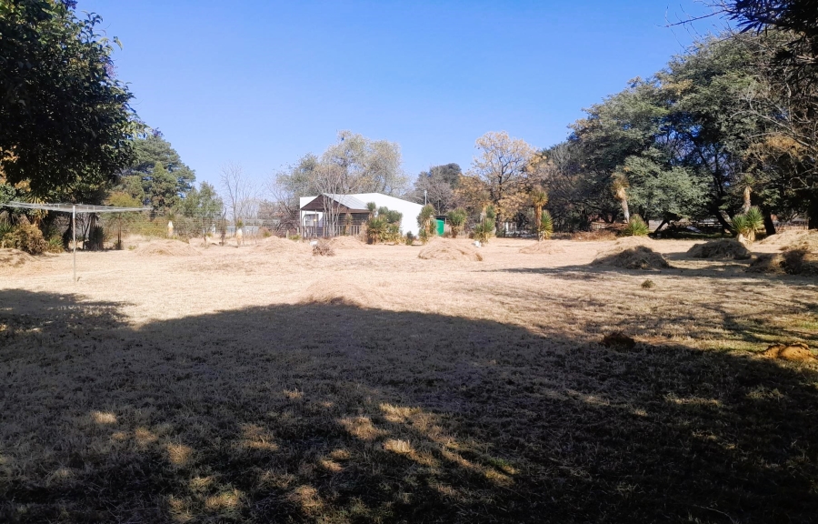 8 Bedroom Property for Sale in Glen Austin Gauteng