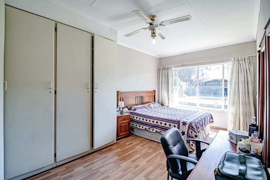 3 Bedroom Property for Sale in Waverley Gauteng