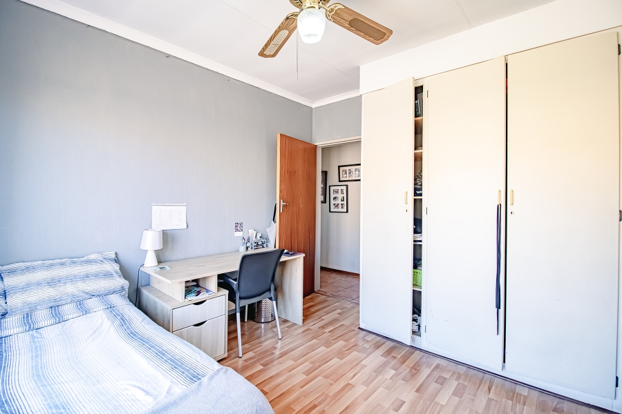3 Bedroom Property for Sale in Waverley Gauteng