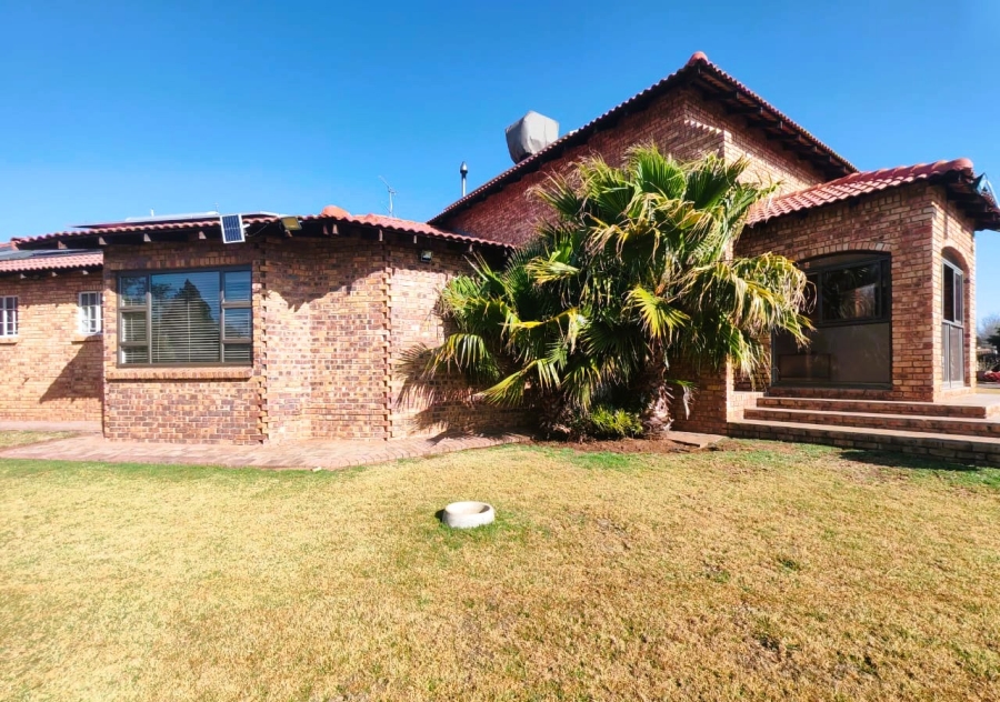 4 Bedroom Property for Sale in Three Rivers East Gauteng