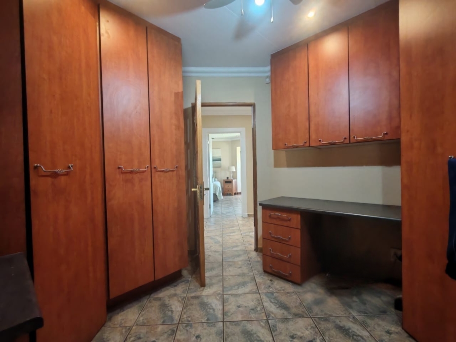 4 Bedroom Property for Sale in Three Rivers East Gauteng