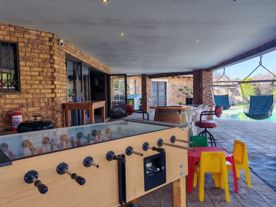 4 Bedroom Property for Sale in Three Rivers East Gauteng