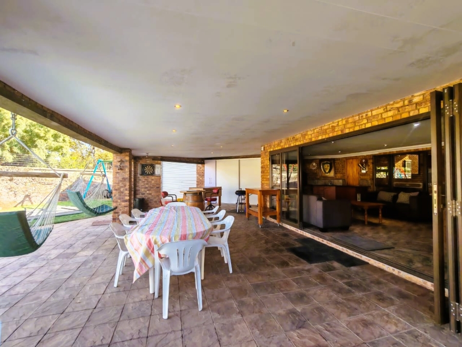 4 Bedroom Property for Sale in Three Rivers East Gauteng