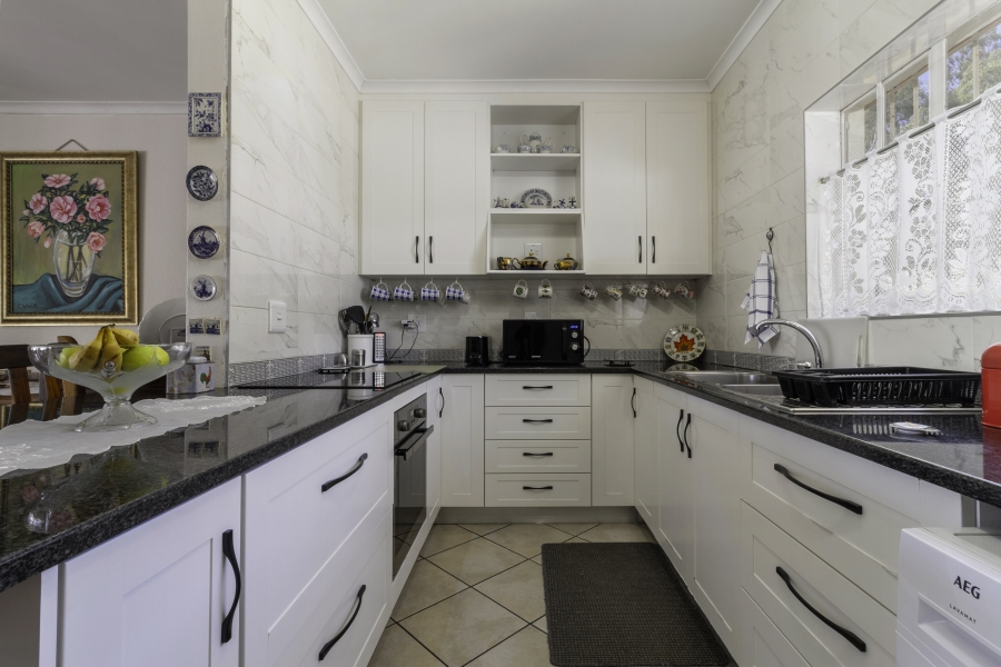 2 Bedroom Property for Sale in Helderkruin Gauteng