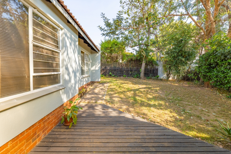 2 Bedroom Property for Sale in Magaliessig Gauteng
