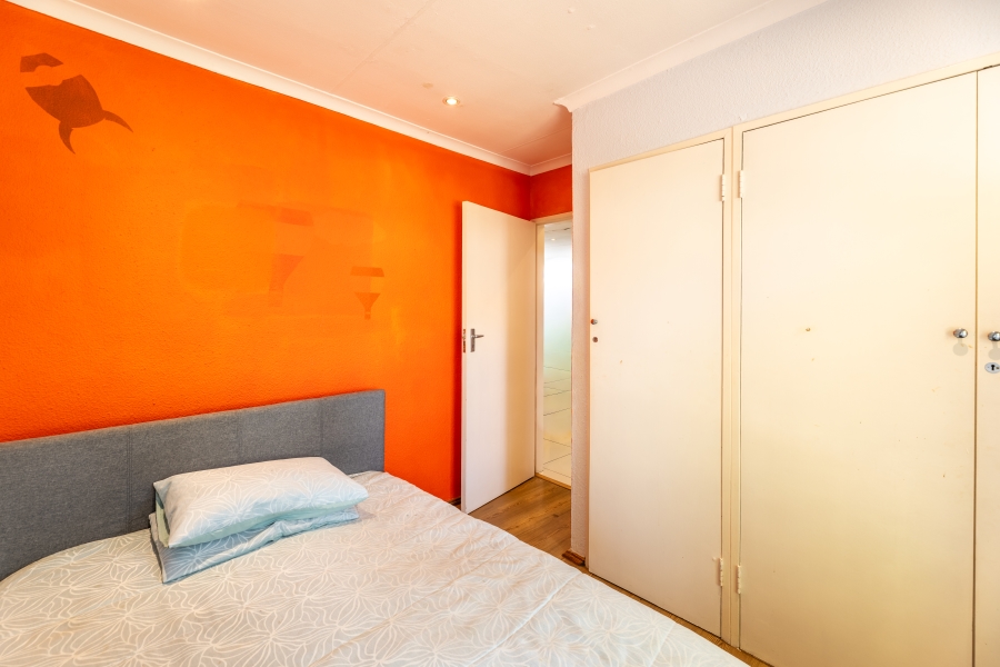 2 Bedroom Property for Sale in Magaliessig Gauteng