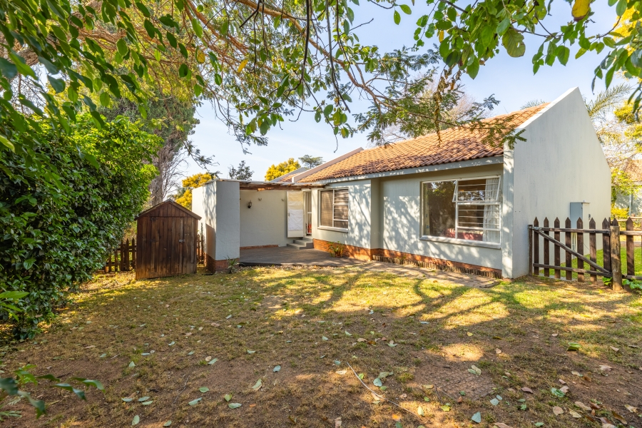 2 Bedroom Property for Sale in Magaliessig Gauteng