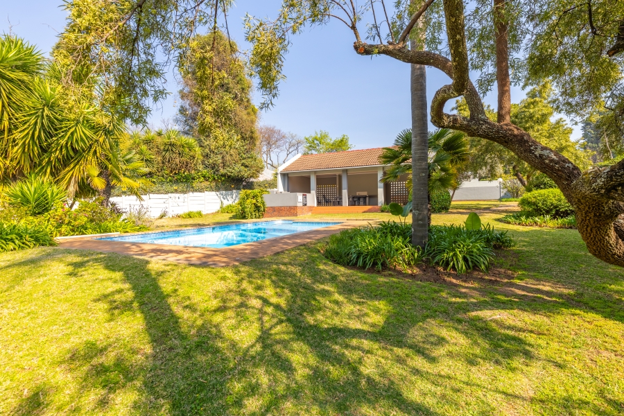2 Bedroom Property for Sale in Magaliessig Gauteng