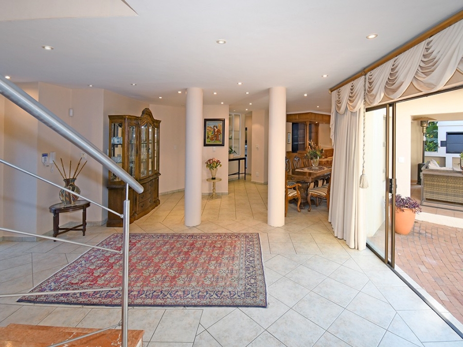 5 Bedroom Property for Sale in River Club Gauteng