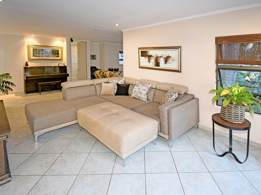 5 Bedroom Property for Sale in River Club Gauteng