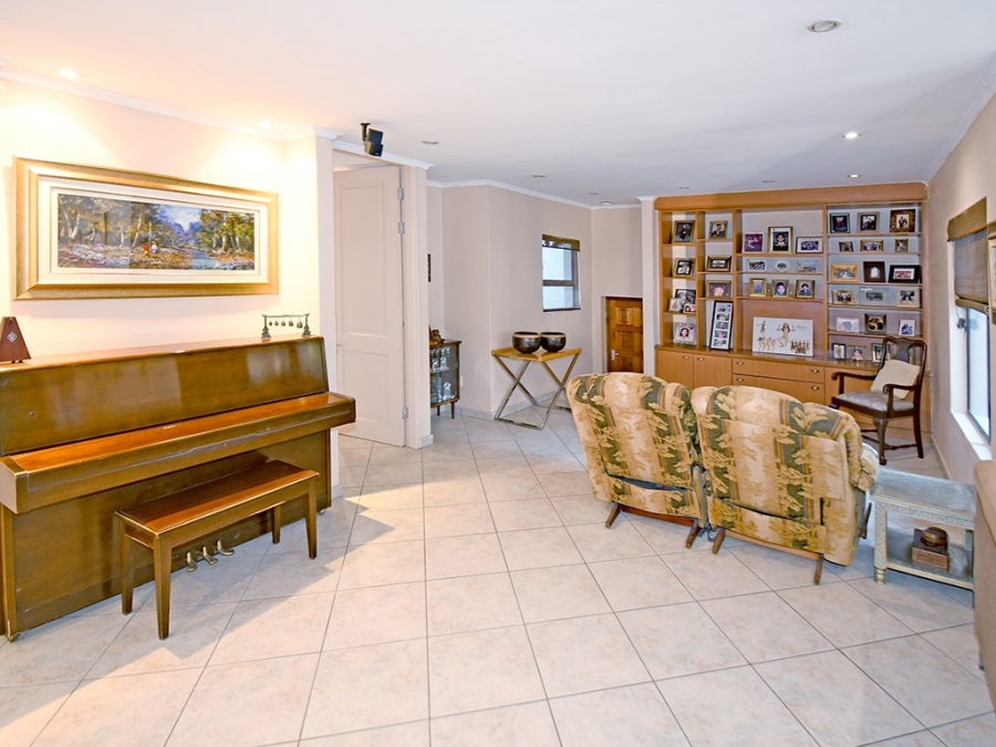 5 Bedroom Property for Sale in River Club Gauteng