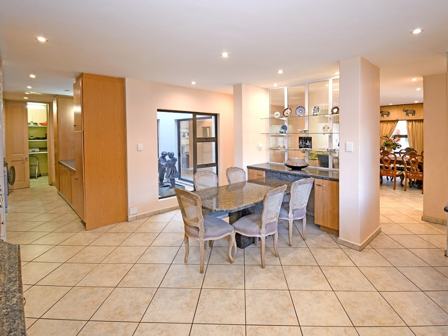 5 Bedroom Property for Sale in River Club Gauteng