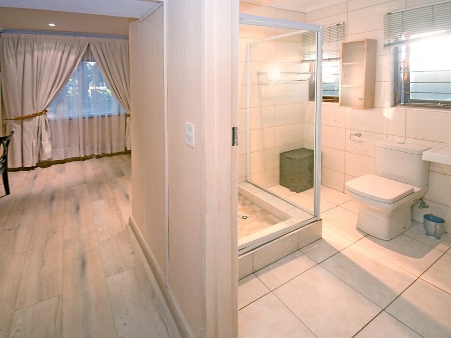 5 Bedroom Property for Sale in River Club Gauteng