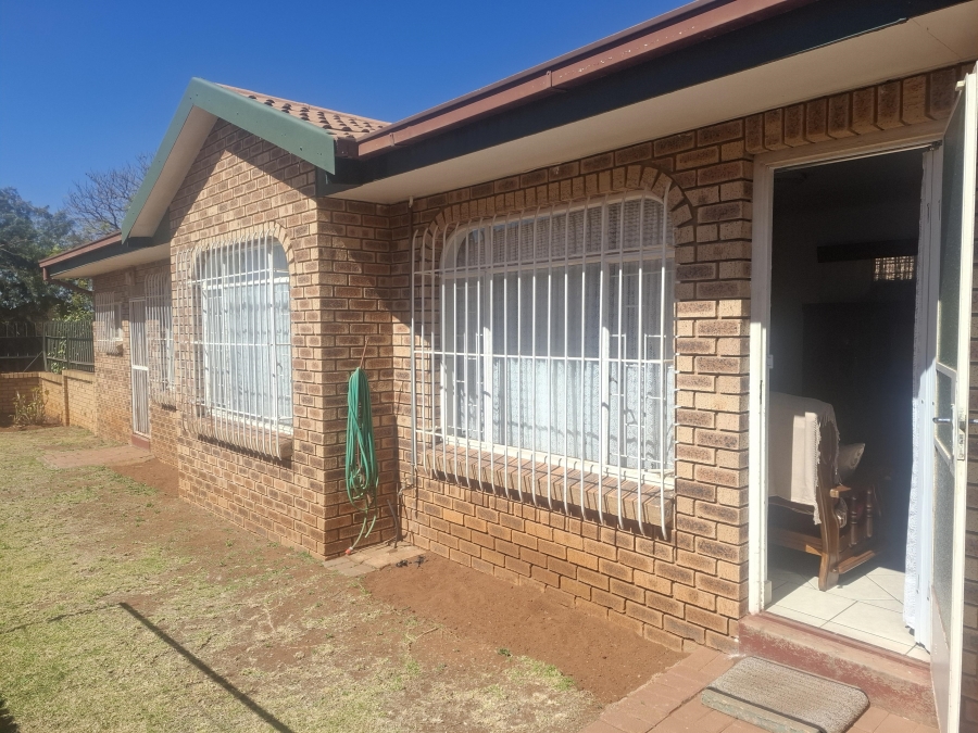 2 Bedroom Property for Sale in Randpoort Gauteng