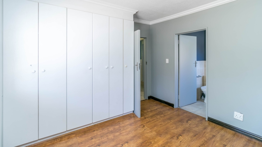 3 Bedroom Property for Sale in Grand Central Gauteng
