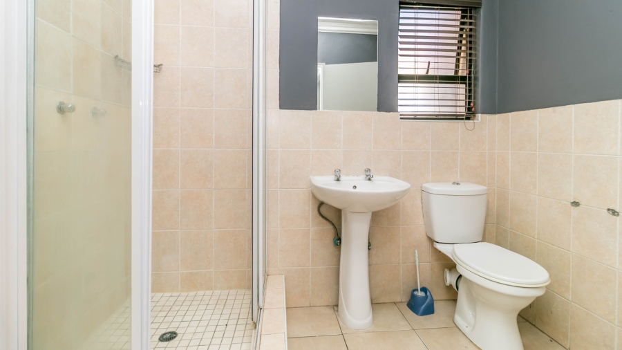 3 Bedroom Property for Sale in Grand Central Gauteng