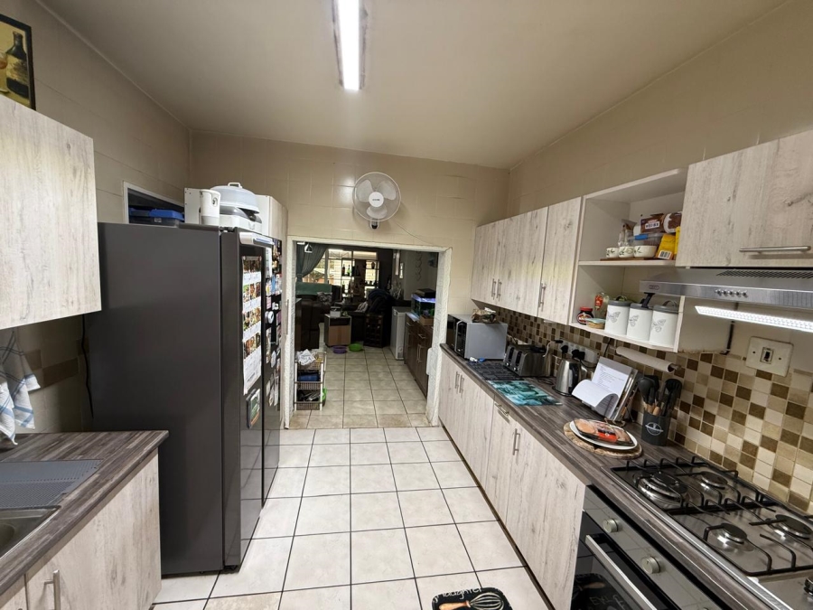2 Bedroom Property for Sale in Three Rivers Gauteng