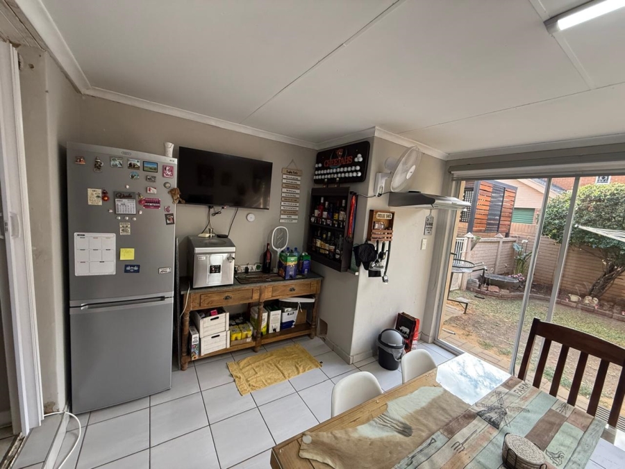 2 Bedroom Property for Sale in Three Rivers Gauteng