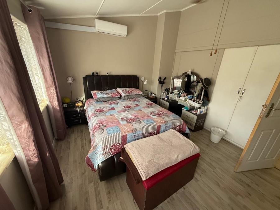 2 Bedroom Property for Sale in Three Rivers Gauteng