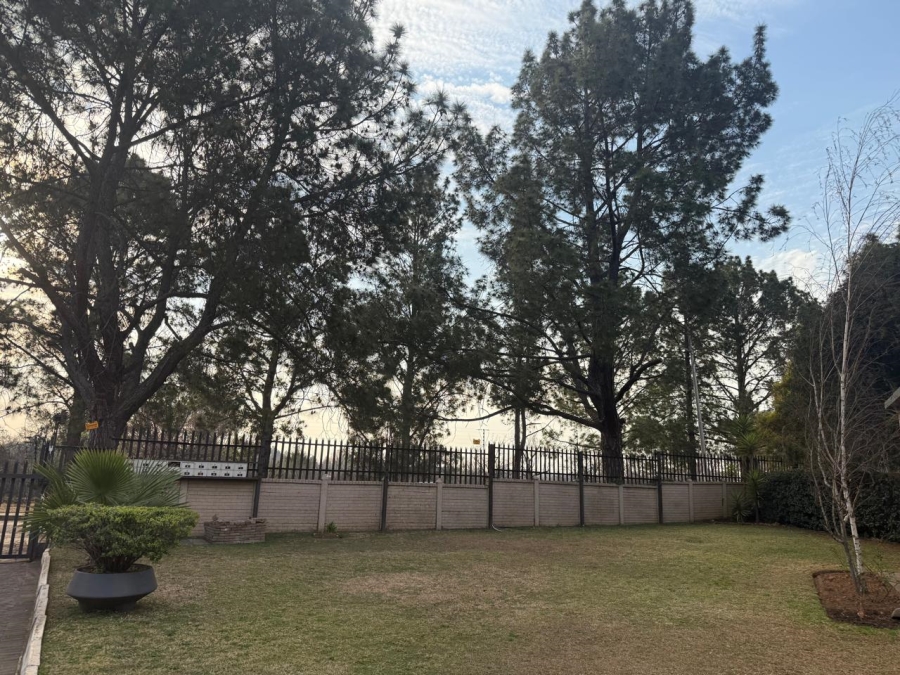 2 Bedroom Property for Sale in Three Rivers Gauteng