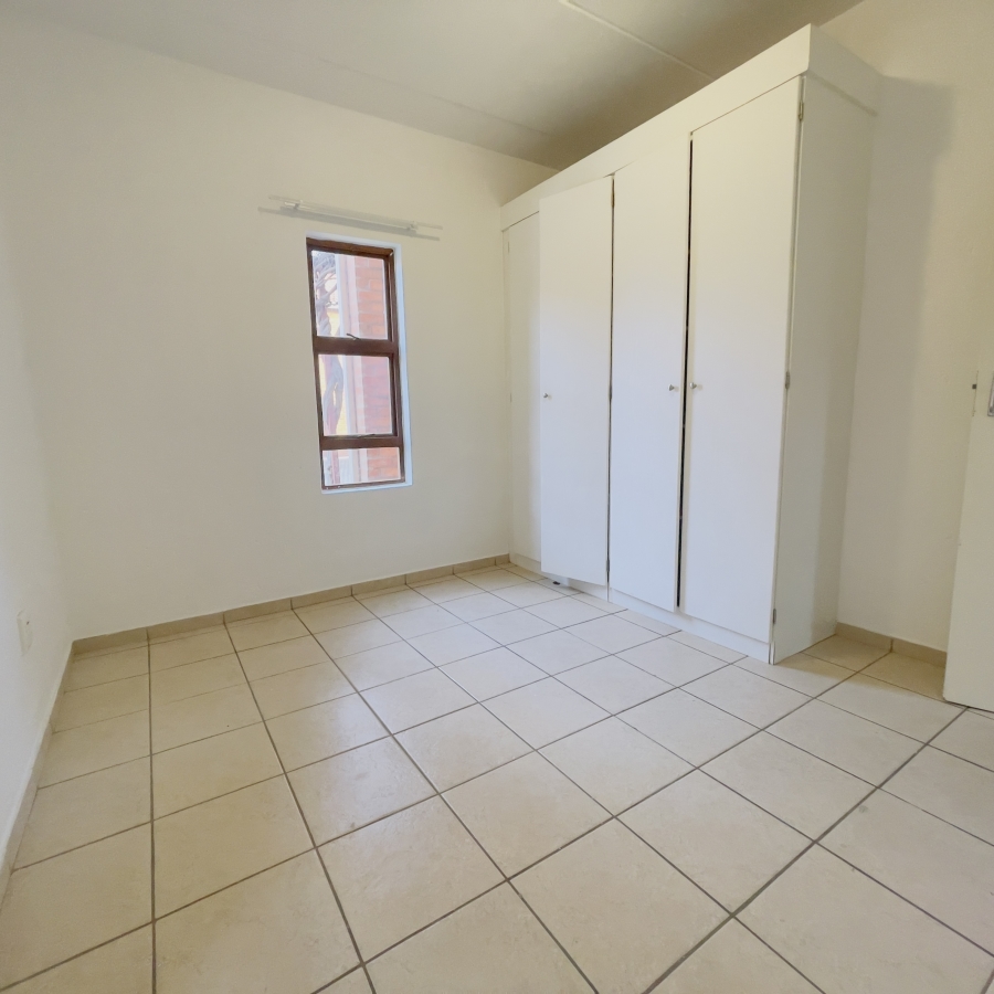 To Let 3 Bedroom Property for Rent in Amorosa Gauteng