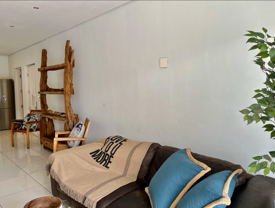To Let 2 Bedroom Property for Rent in Hyde Park Gauteng