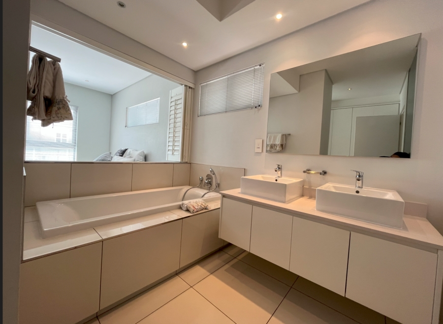 To Let 2 Bedroom Property for Rent in Hyde Park Gauteng