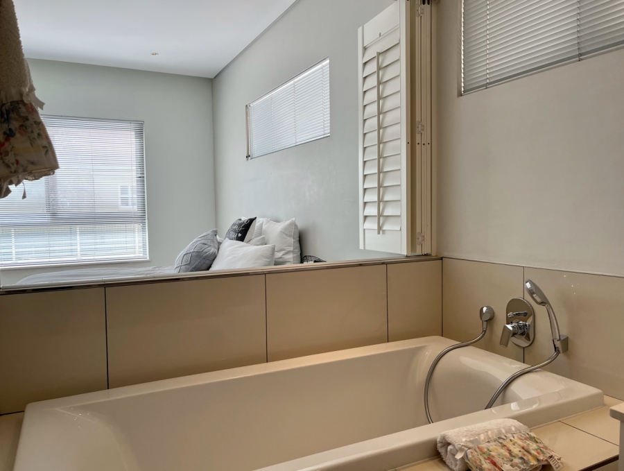To Let 2 Bedroom Property for Rent in Hyde Park Gauteng
