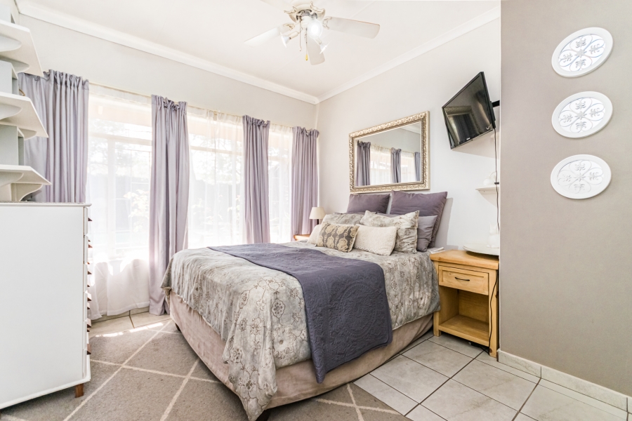 5 Bedroom Property for Sale in Doringkloof Gauteng