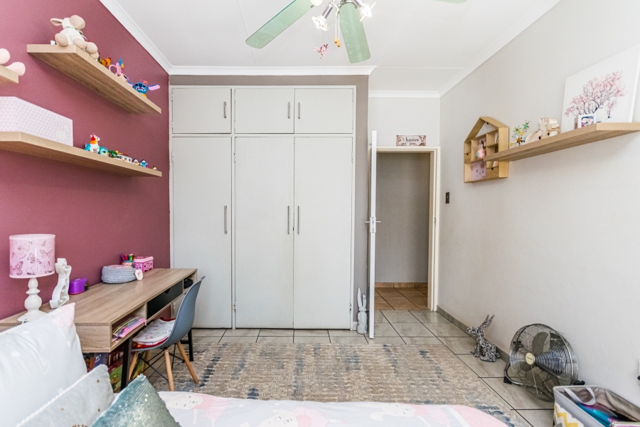 5 Bedroom Property for Sale in Doringkloof Gauteng