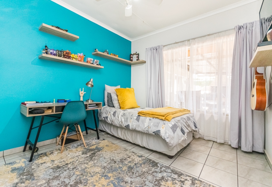 5 Bedroom Property for Sale in Doringkloof Gauteng