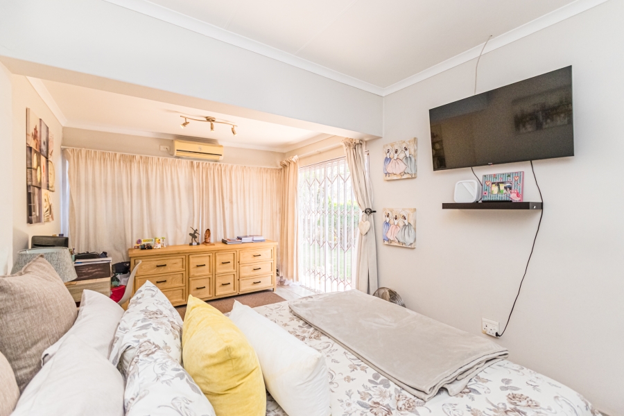 5 Bedroom Property for Sale in Doringkloof Gauteng