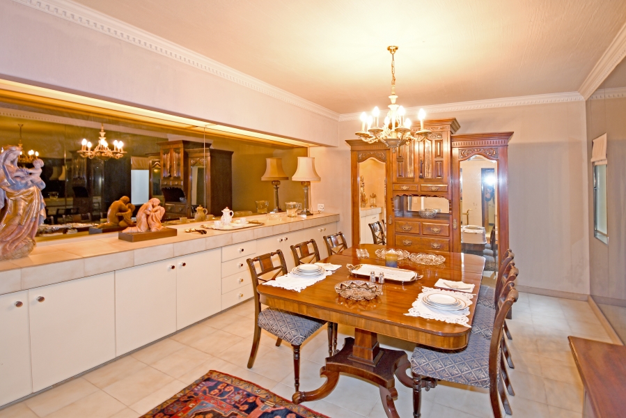 To Let 3 Bedroom Property for Rent in Illovo Gauteng