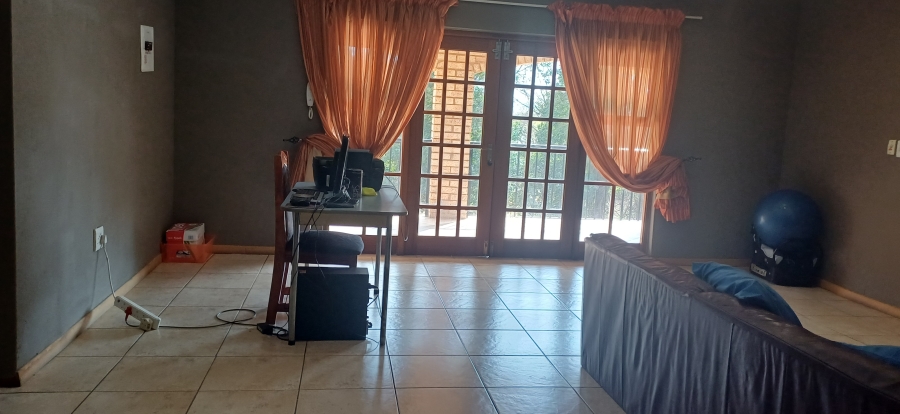 5 Bedroom Property for Sale in Northcliff Gauteng