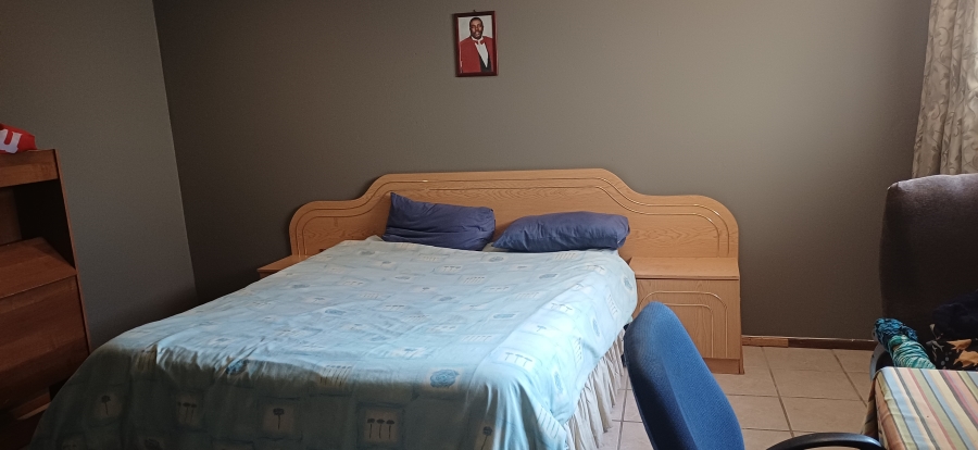 5 Bedroom Property for Sale in Northcliff Gauteng