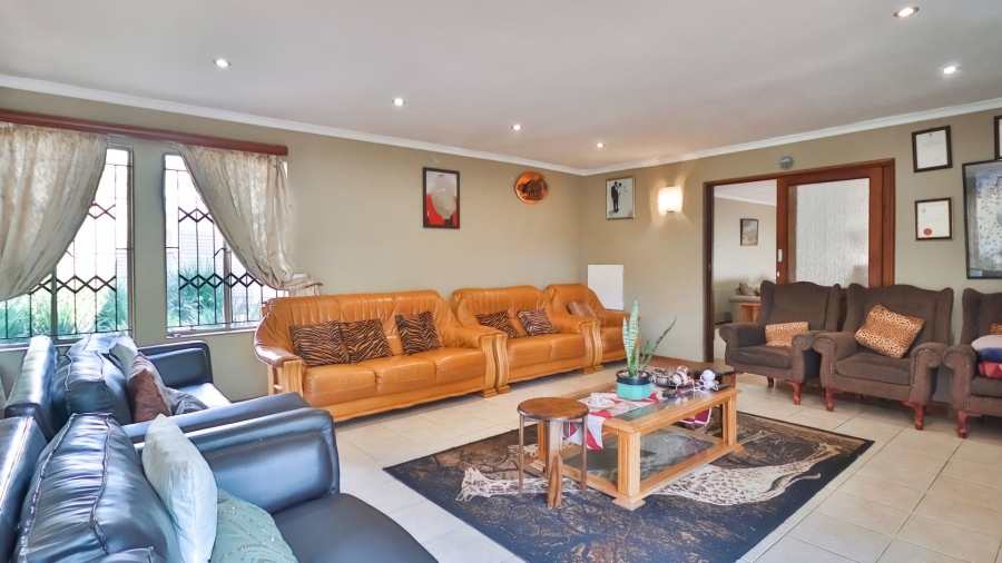 5 Bedroom Property for Sale in Northcliff Gauteng