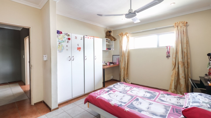 5 Bedroom Property for Sale in Northcliff Gauteng
