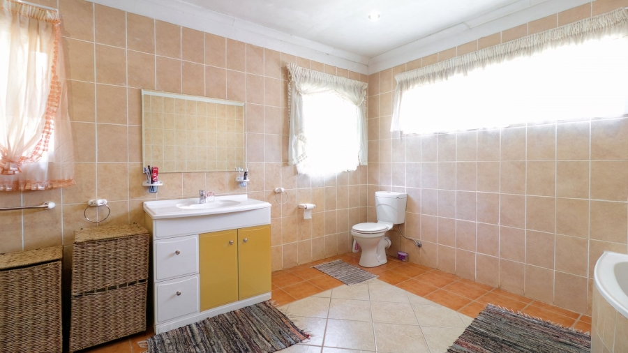 5 Bedroom Property for Sale in Northcliff Gauteng
