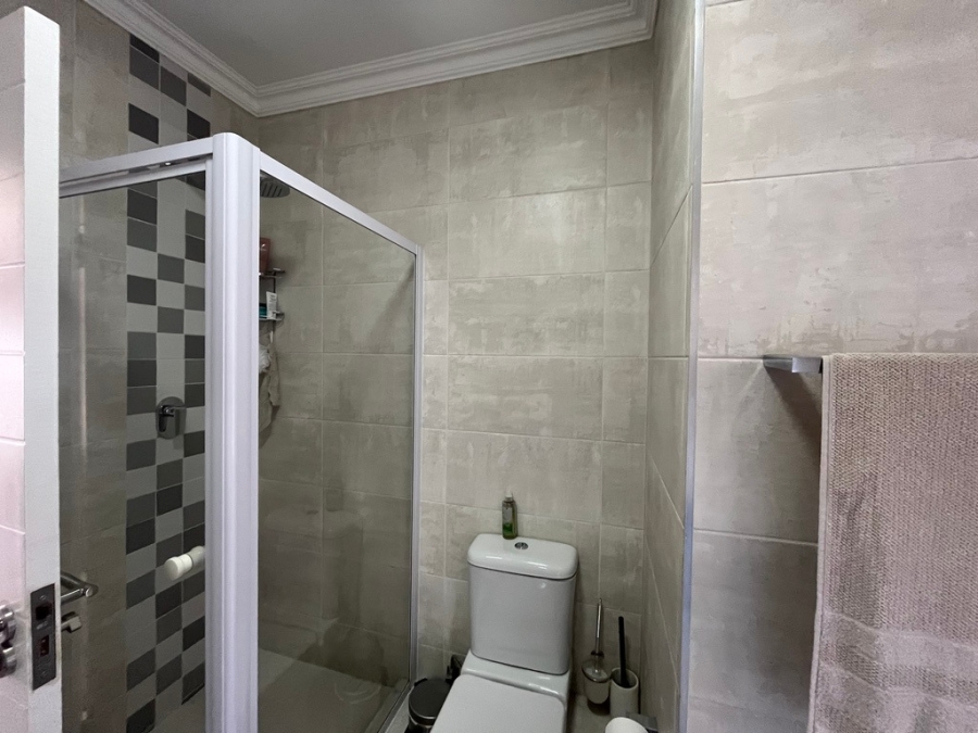 To Let 2 Bedroom Property for Rent in Craighall Gauteng