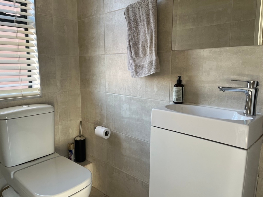 To Let 2 Bedroom Property for Rent in Craighall Gauteng