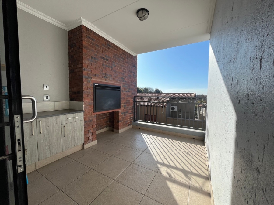 To Let 2 Bedroom Property for Rent in Craighall Gauteng