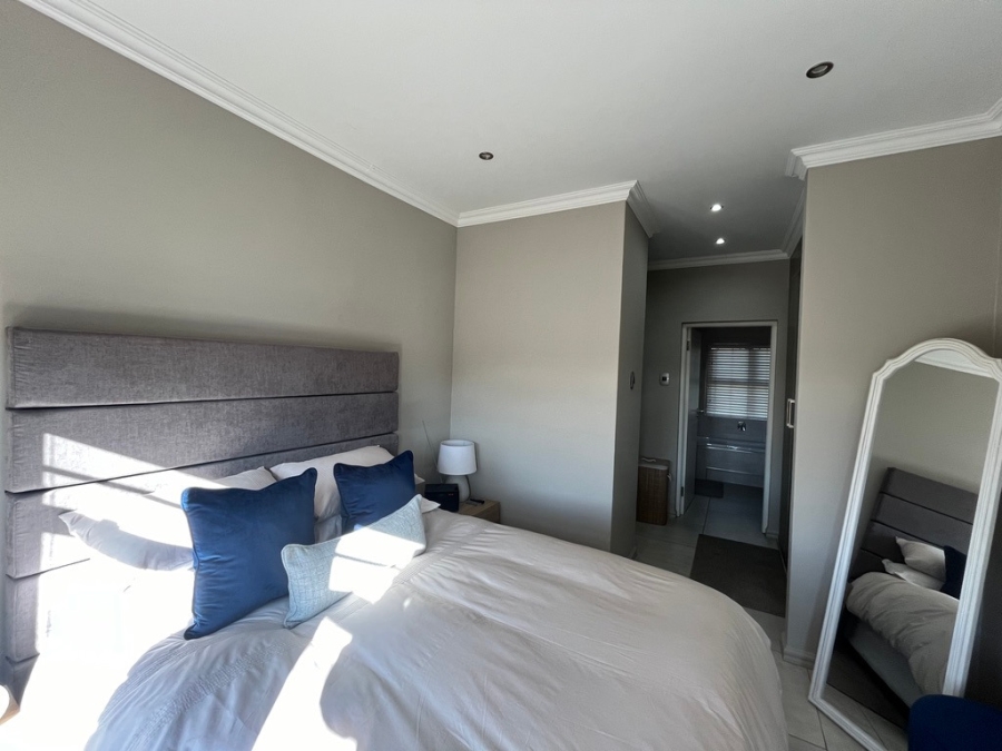 To Let 2 Bedroom Property for Rent in Craighall Gauteng