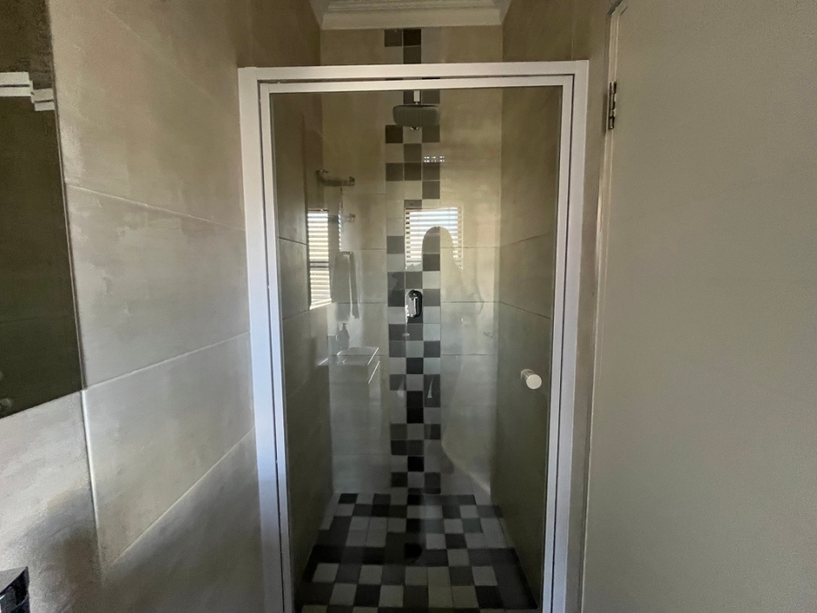 To Let 2 Bedroom Property for Rent in Craighall Gauteng