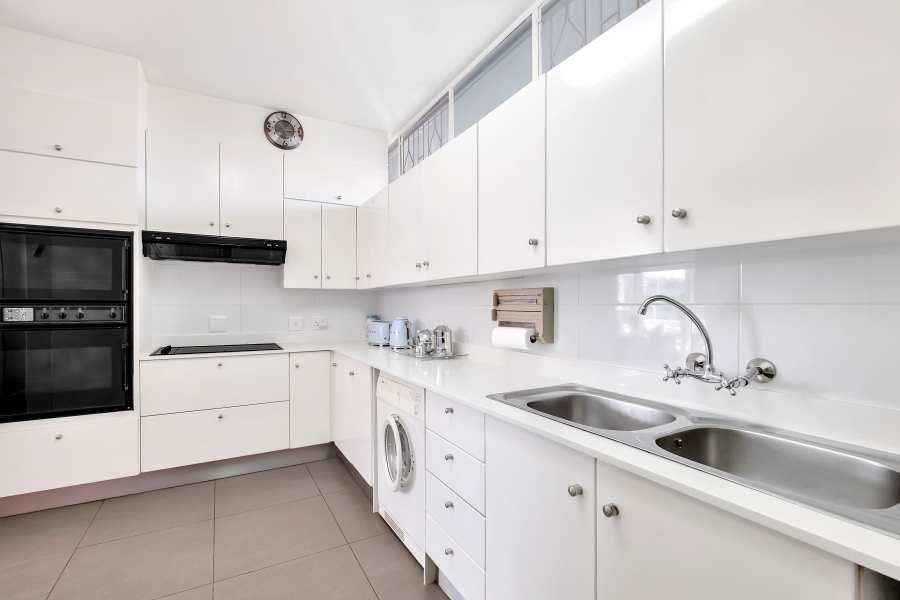2 Bedroom Property for Sale in Atholl Gauteng