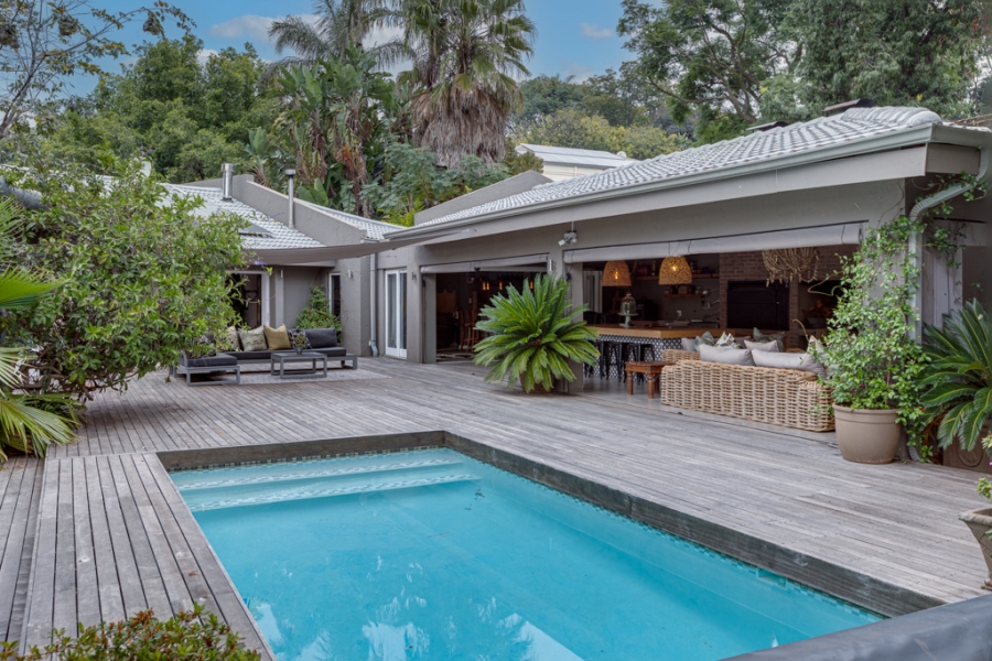 5 Bedroom Property for Sale in Bryanston Gauteng