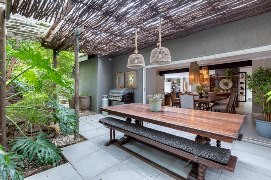 5 Bedroom Property for Sale in Bryanston Gauteng