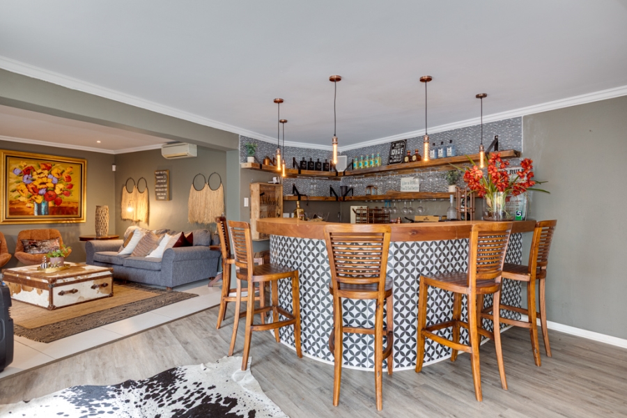 5 Bedroom Property for Sale in Bryanston Gauteng
