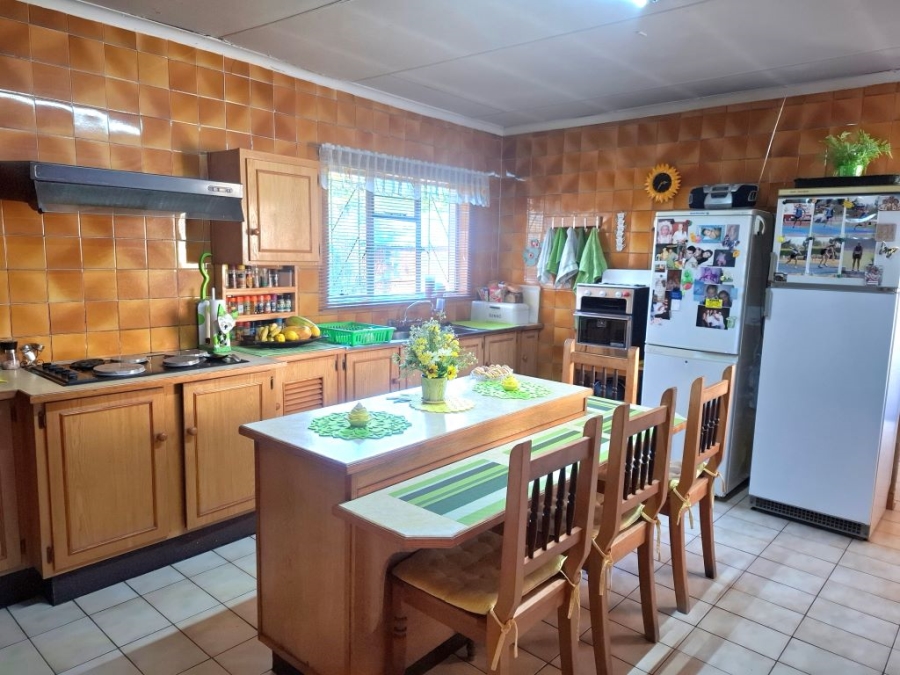 3 Bedroom Property for Sale in Helikonpark Gauteng